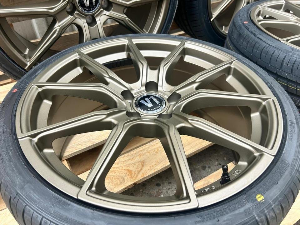 V1 Wheels V1 Kompletträder 225/35 19 Zoll Bronze Allwetterreifen Ganzjahr für Audi A3 8V 8P GY S3 TT 8J 8S S Line Seat Altea Toledo Leon 1P 5F KL Cupra Skoda Octavia 1Z 5E NX RS…
