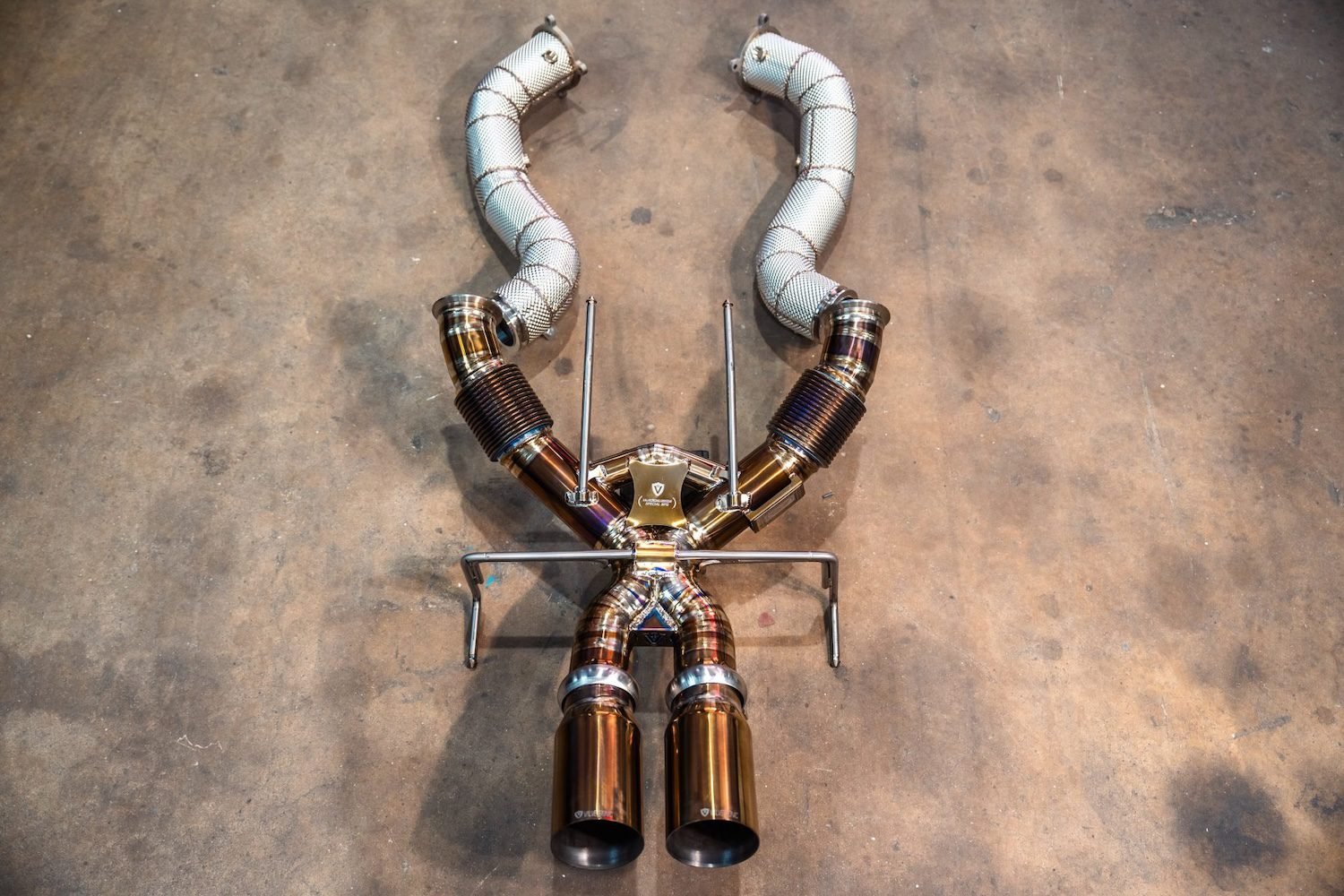 Valvetronic Designs F1 Race Exhaust System for P25 Mclaren 750S [MAC.750S.F1.FF.TI/MAC.750S.F1.TI]