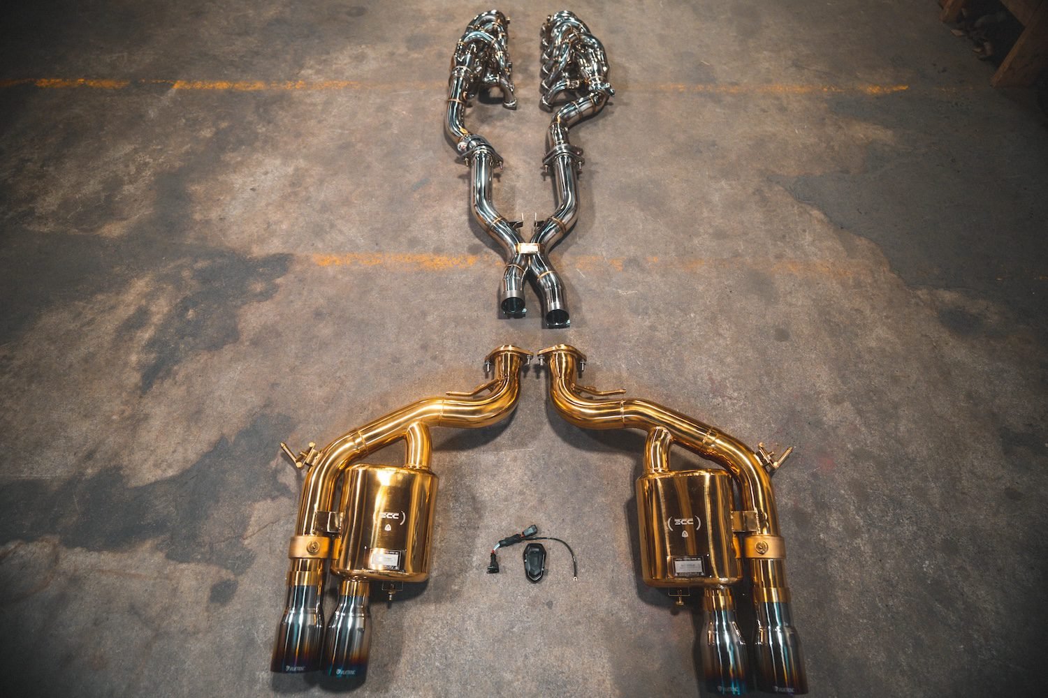 Valvetronic Designs F1 Race Valved Exhaust system for F141 Ferrari 599 GTB [FER.599.VSES.FFH.AG/FER.599.VSES.FFH.TI]