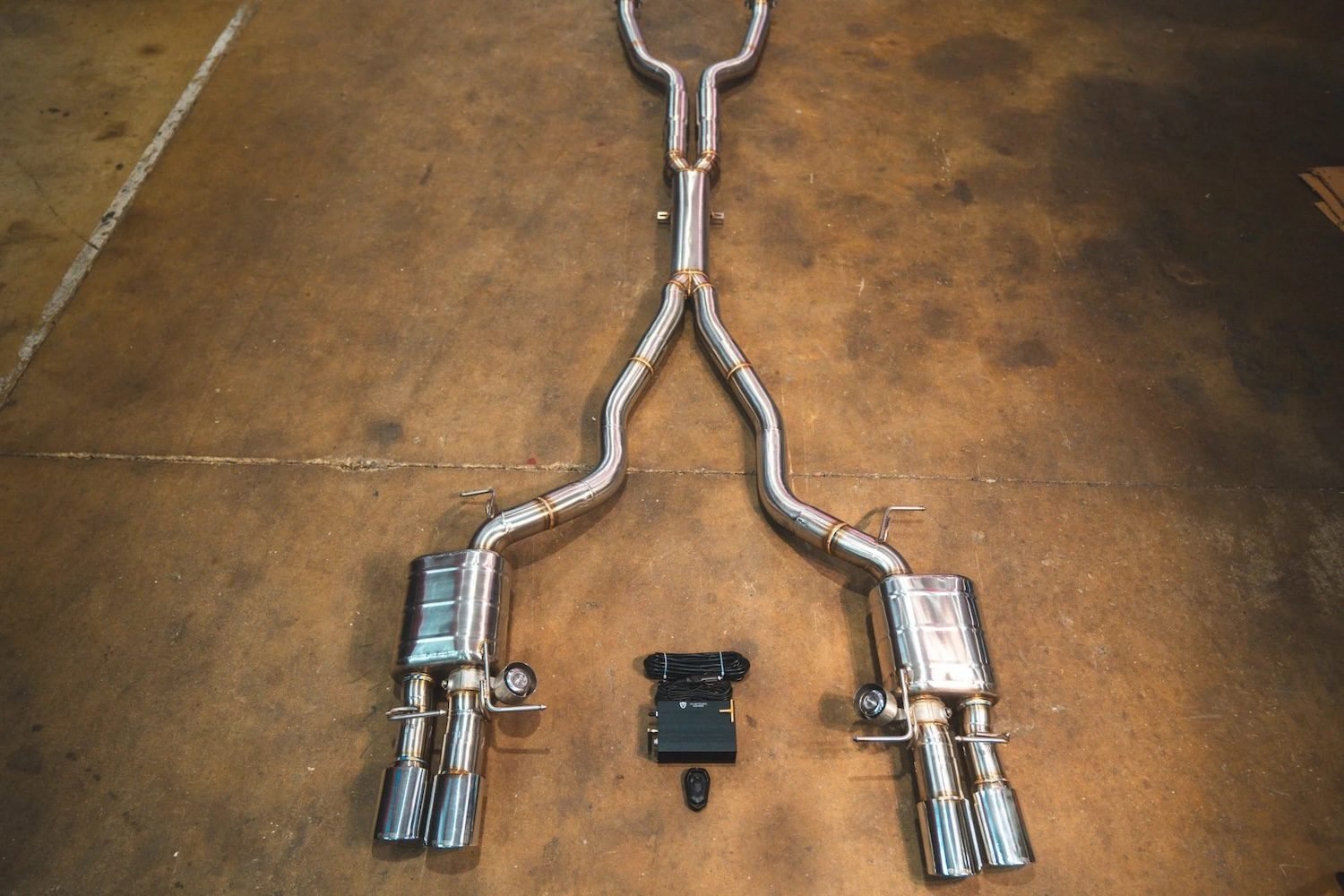 Valvetronic Designs Valved Sport Exhaust System for E60 BMW M5 [BMW.E60.M5.VSES.BR]