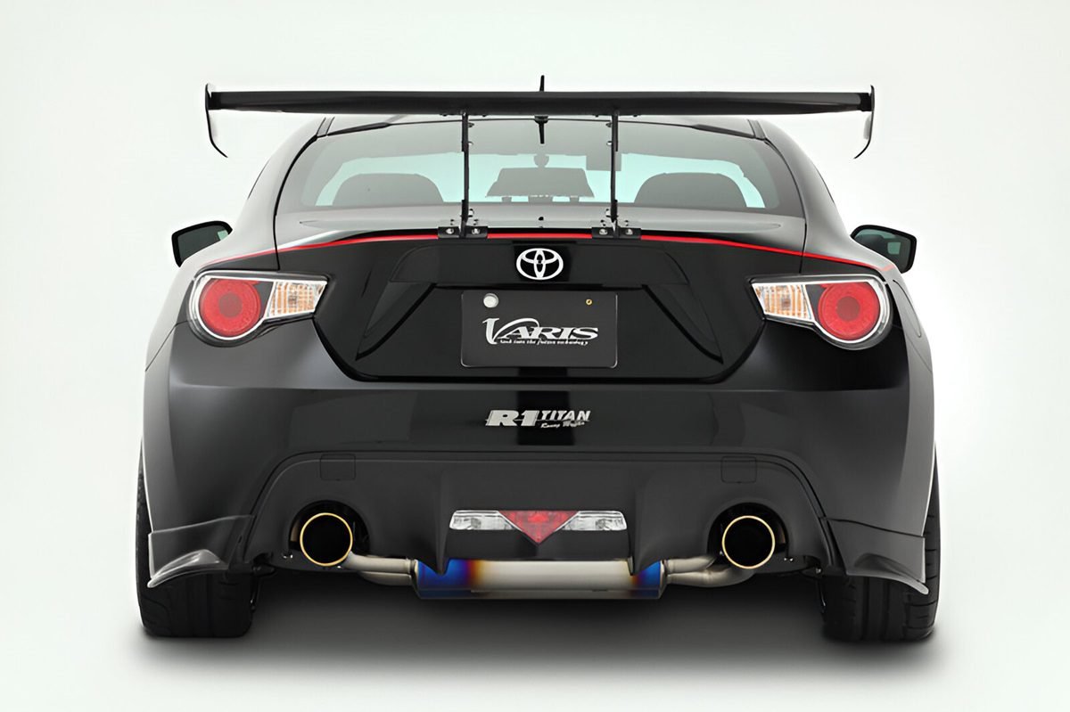 Varis Arising-I Carbon Rear Diffuser for Scion FR-S / ZC6 Subaru BRZ / ZN6 Toyota GT86 [VATO-085 / VATO-086]